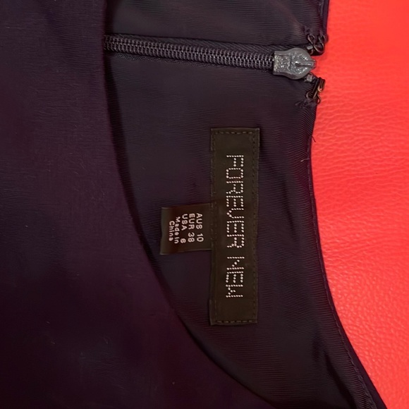 Hi-low beautiful dress from Forever New - Picture 4 of 6